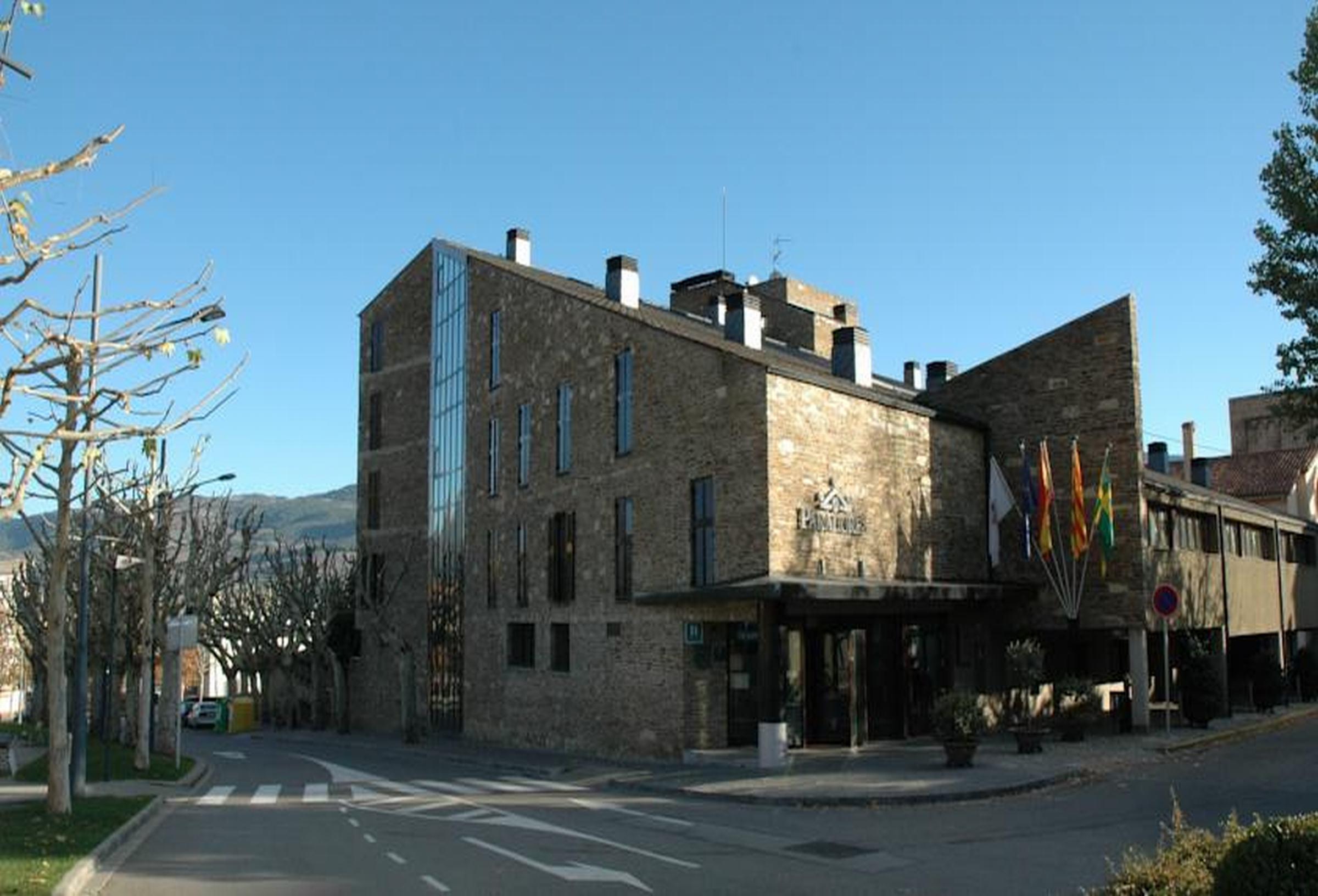 Parador De La Seu D'Urgell Exterior photo