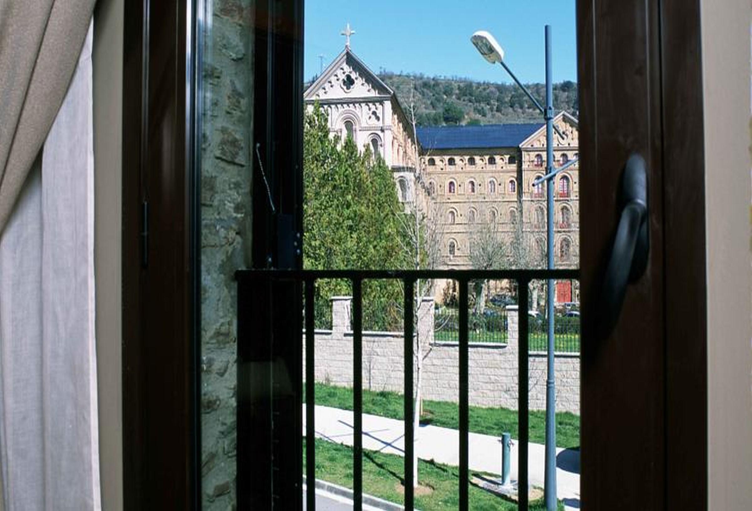 Parador De La Seu D'Urgell Exterior photo
